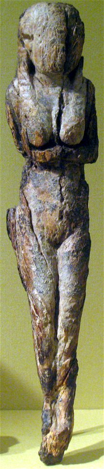 -2900 Female Figure in Ivory anagoria