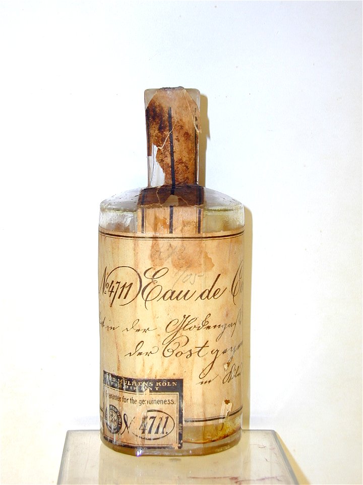 1885-Molanus-Flasche