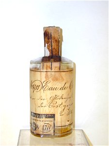1885-Molanus-Flasche