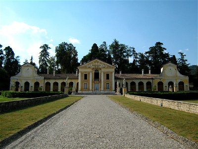 Andrea Palladios Villa Barbaro 02