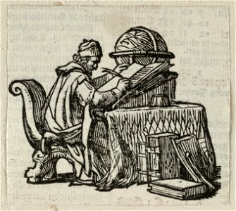 De geograaf zittend achter zijn werktafel met globe en studieboeken, NL-HlmNHA 1477 53010203