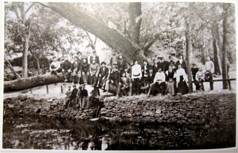 1905. Terpinnya village. Garden planted by the first settlers