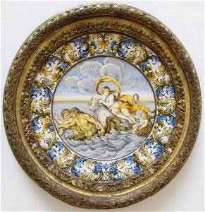 Castelli, piatto con ratto di europa, inizio del XVIII sec. Free illustration for personal and commercial use.