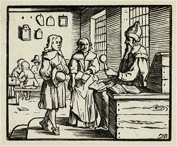 Gezicht in een schoolklas met meester achter lessenaar en staand bij hem een meisje en jongen. In de achtergrond andere leerlingen, NL-HlmNHA 1477 53010202