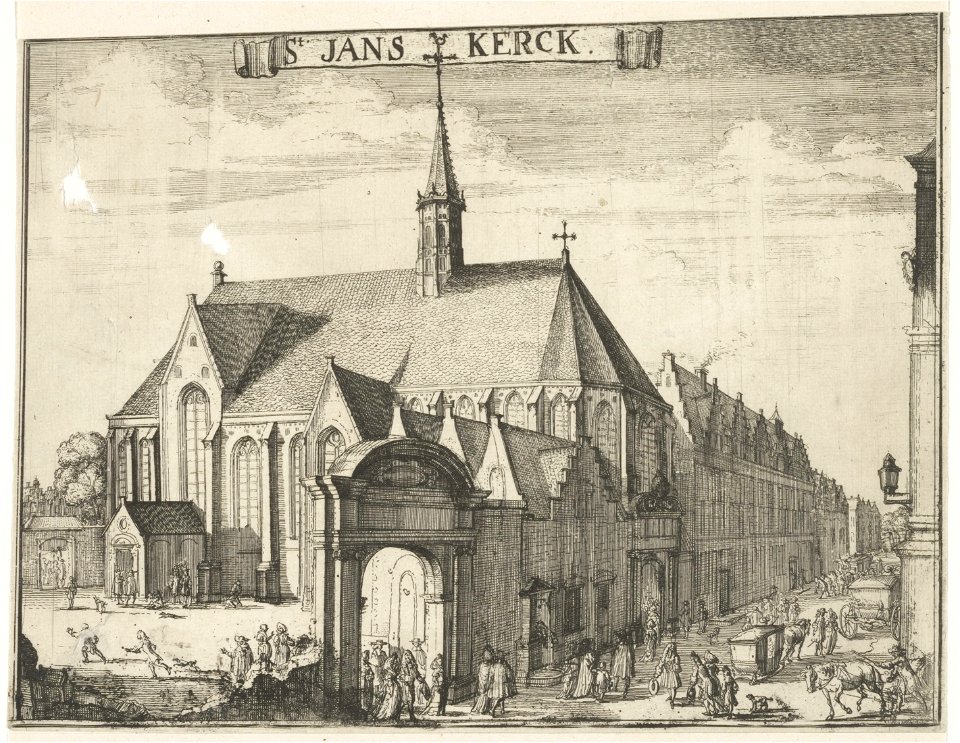 Janskerk en Jansstraat vanuit het zuidoosten. Gezicht op de zuidzijde van de Janskerk met de tegen het koor gebouwde kosterswoning en de Jansstraat. NL-HlmNHA 53008946