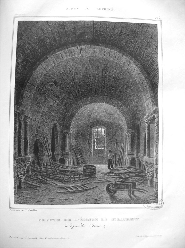 Im13 Album dauphiné T1 Crypte de l'église St. Laurent, à Grenoble (Isère), by AD sembra uguale