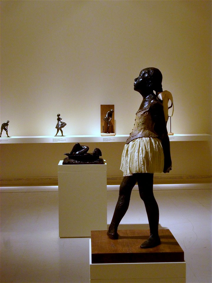 La petita ballarina de catorze anys de Degas a l'Institut Valencià d'Art Modern