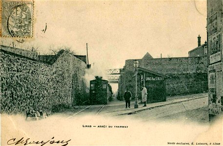 LABOURE - LINAS - Arret du Tramway