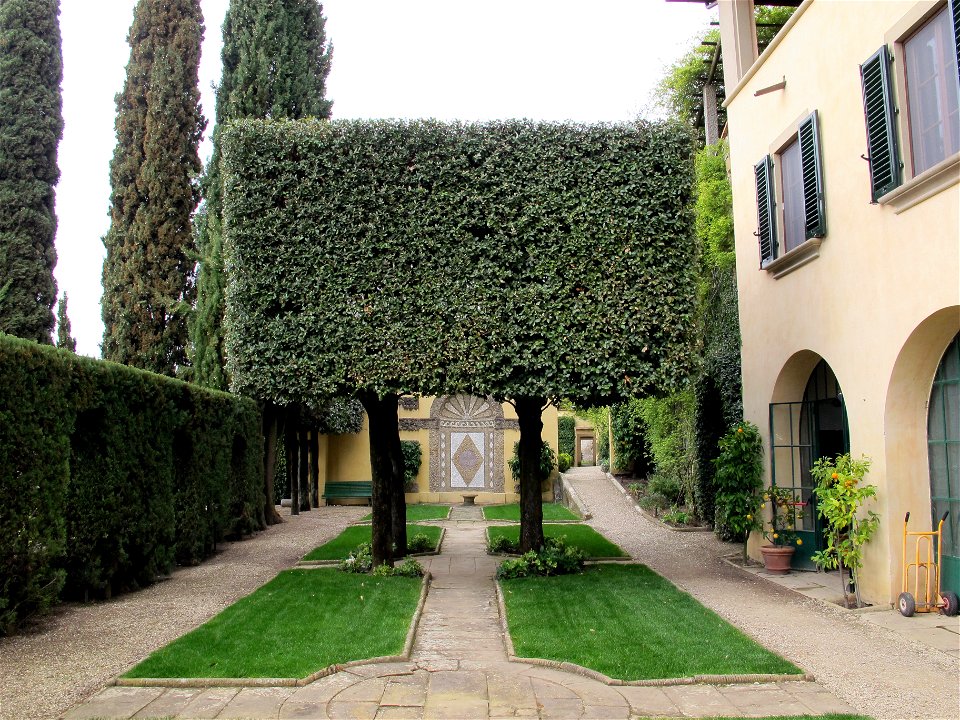 Le balze, giardino degli aranci, 05