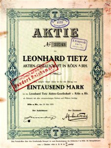 Leonhard Tietz AG 1920. Free illustration for personal and commercial use.