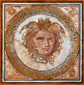 Mosaic de la Medusa2