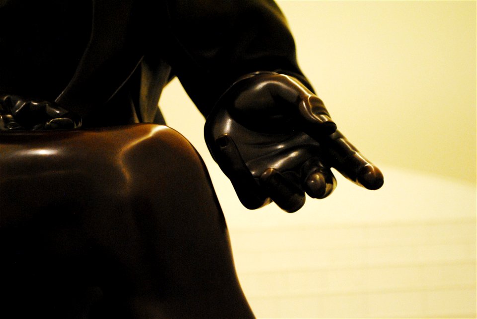 Miguel Ángel Buonarroti's Pietà bronze replica at Museo Soumaya 05