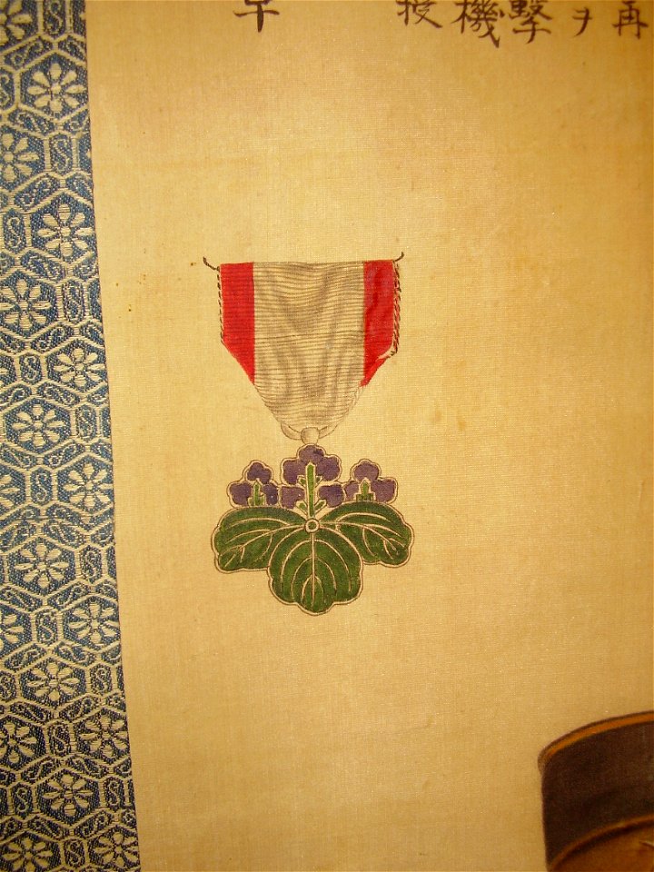 Order.of.the.rising.sun.detail.from.Japanese.soldier.russo-japanese.war.commemorative.scroll.with.honours.wittig.collection.painting.05