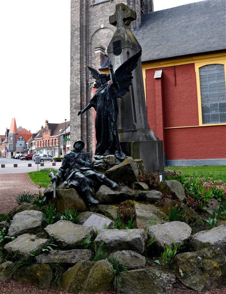 Oorlogsmonument Aloïs De Beule Ruiselede 7-4-2017 15-18-35