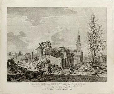 Opruimwerkzaamheden bij de verwoeste gebouwen aan de noordzijde van het Steenschuur te Leiden na de buskruitramp op 12 januari 1807, middenrechts de Saaihal. NL-HlmNHA 1477 53011086