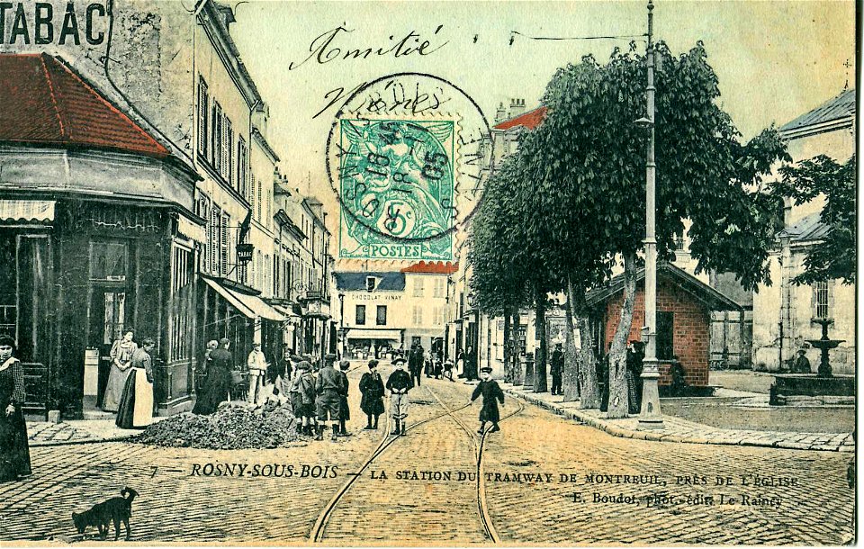 ROSNY-SOUS-BOIS - La station du Tramway de Montreuil, près de l'Eglise