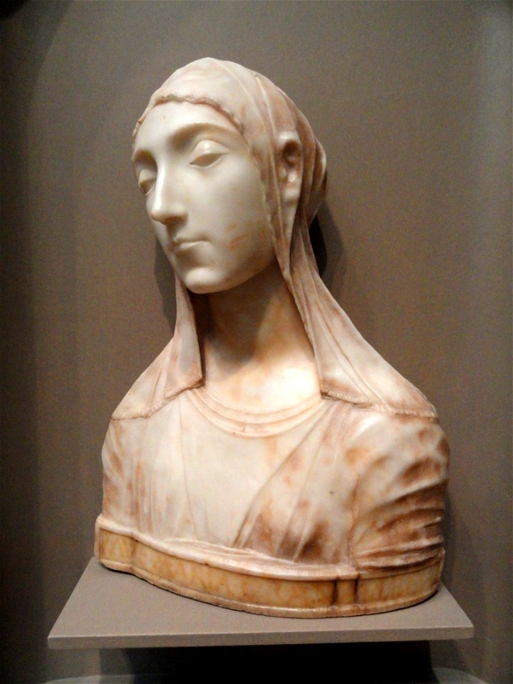 The Virgin Annunciate by Mino da Fiesole, c. 1455-1460, marble, view 1 - National Gallery of Art, Washington - DSC08897