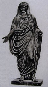 Theatre-statue-Tibere