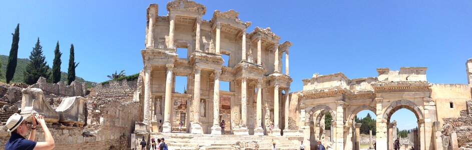 Architecture ruins