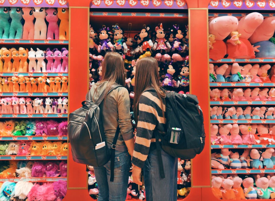Store childhood gift