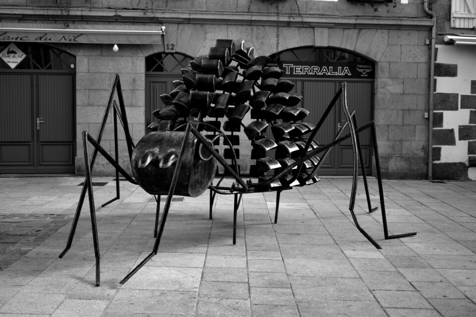 Art sculpture metal outside