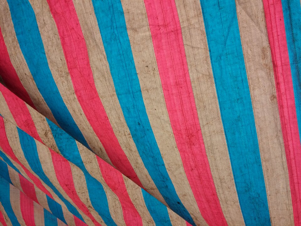 Color bright material