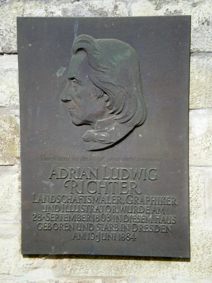 Monument dresden insignia
