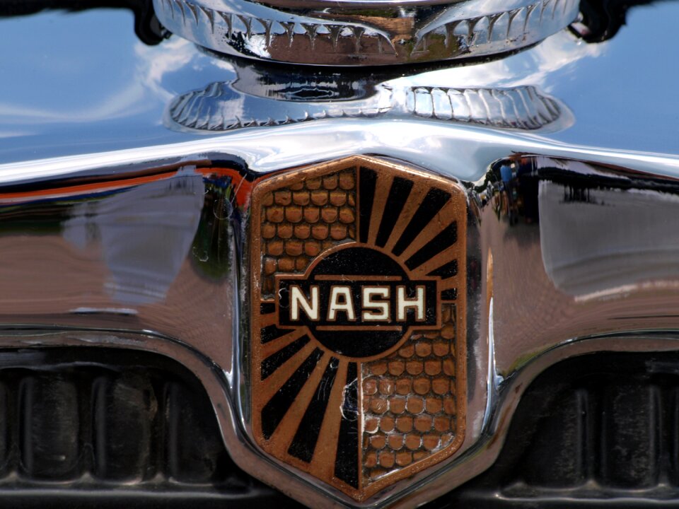 Manufacturer emblem symbol