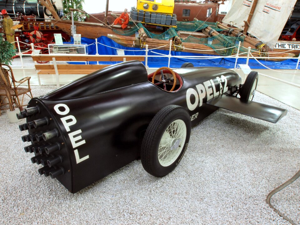Speed rocket engine