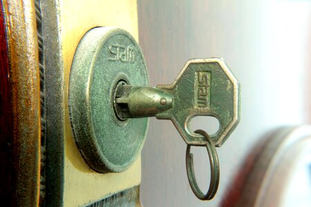 Open opening door