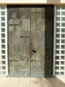 Door portal entrance