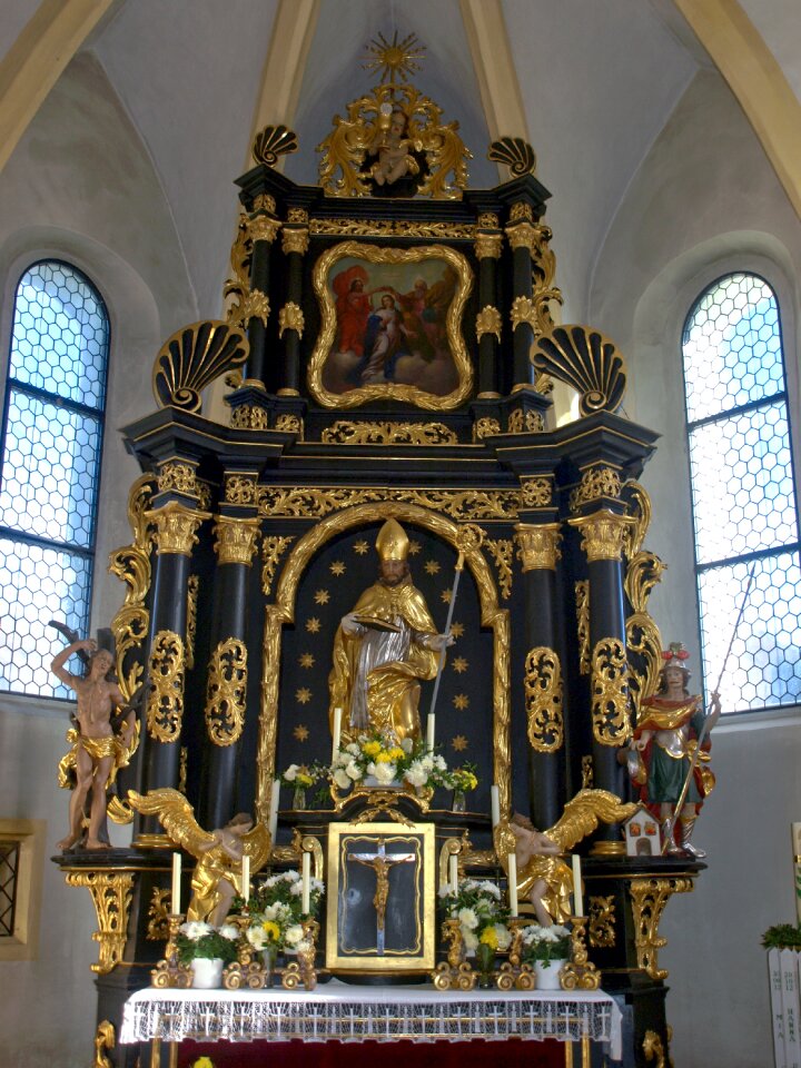 Altar interior religious