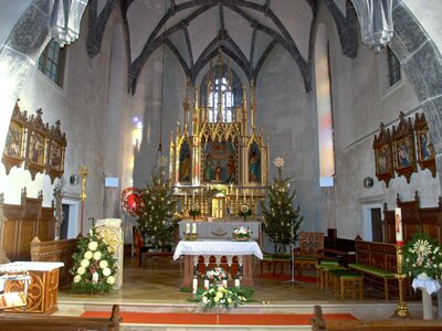 Interior altar decor
