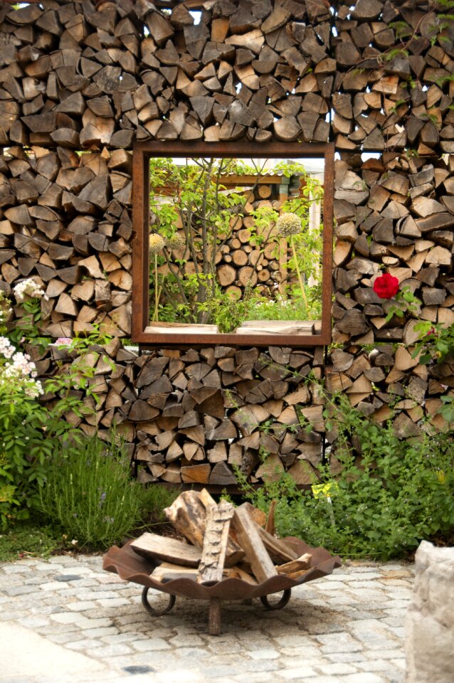 Fire bowl barbecue storage