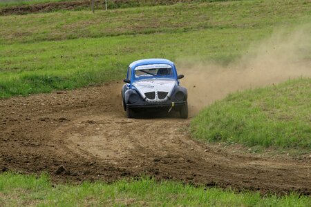 Volkswagen beetle run rally