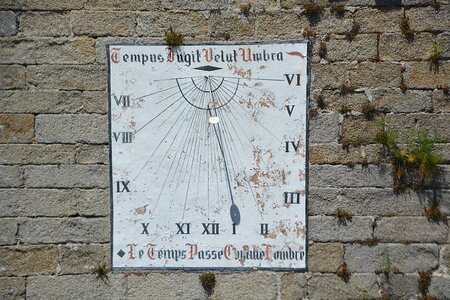 Shadow sundial crafts