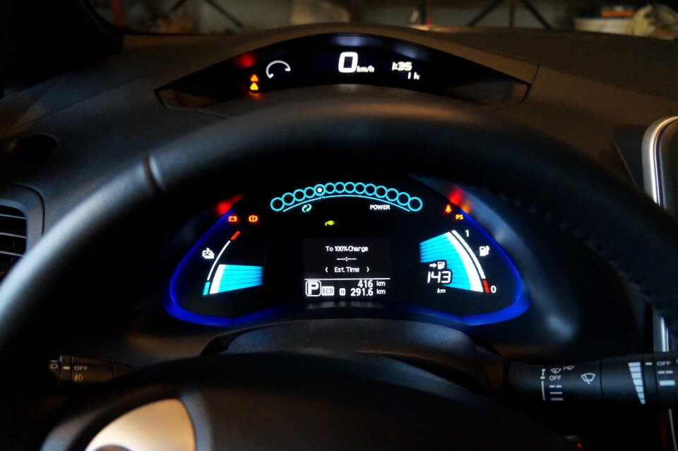 Interior illuminated battery