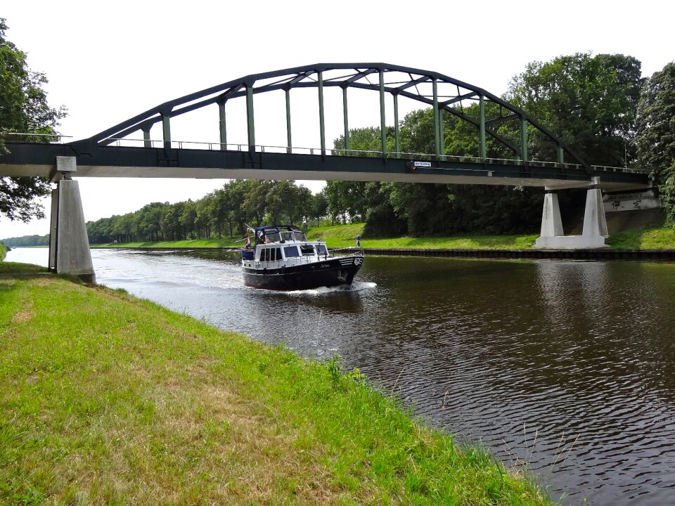 Crossing netherlands construction