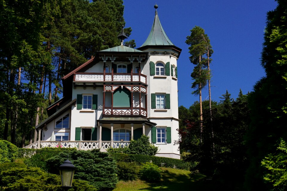 Old house mountain starnberger see