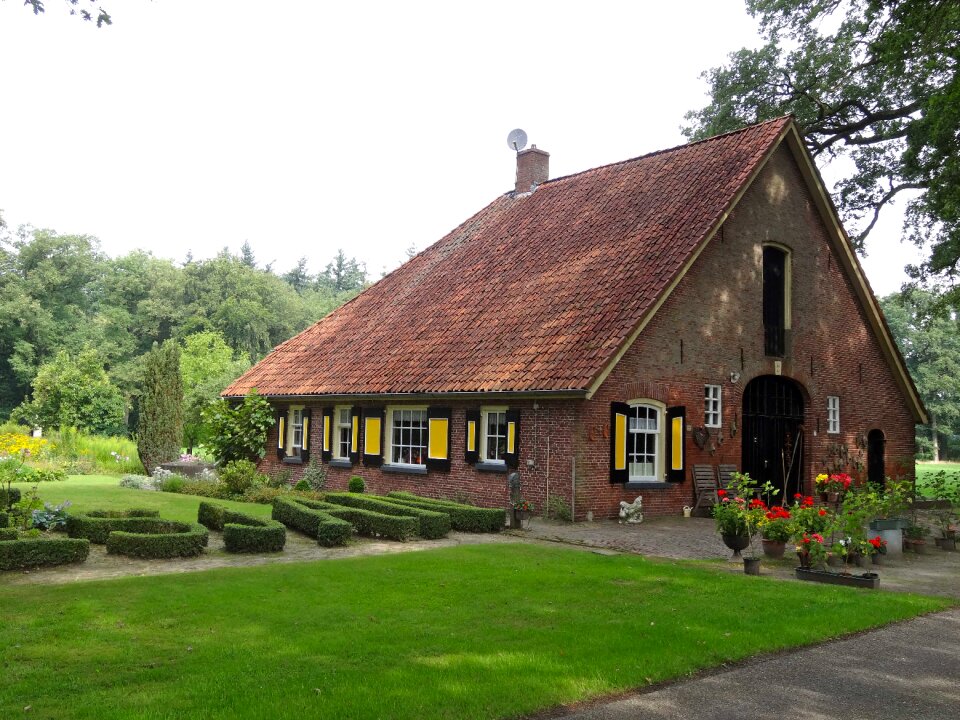 Building netherlands traditional