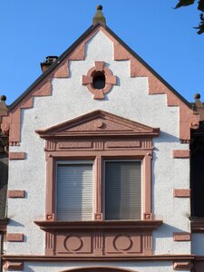 Pediment window house photo