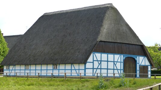 Historically architecture history