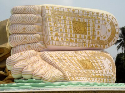 Reclining buddha buddhism bago myanmar