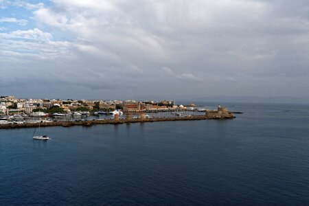 City houses fortress