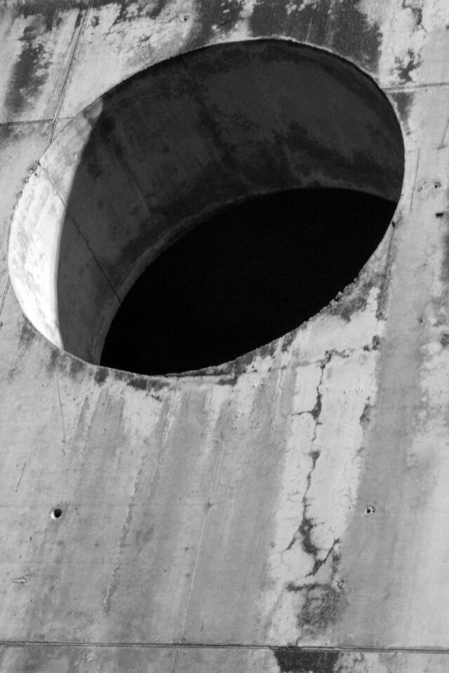 Hole wall hollow