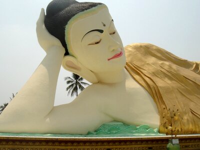 Face serene reclining buddha photo