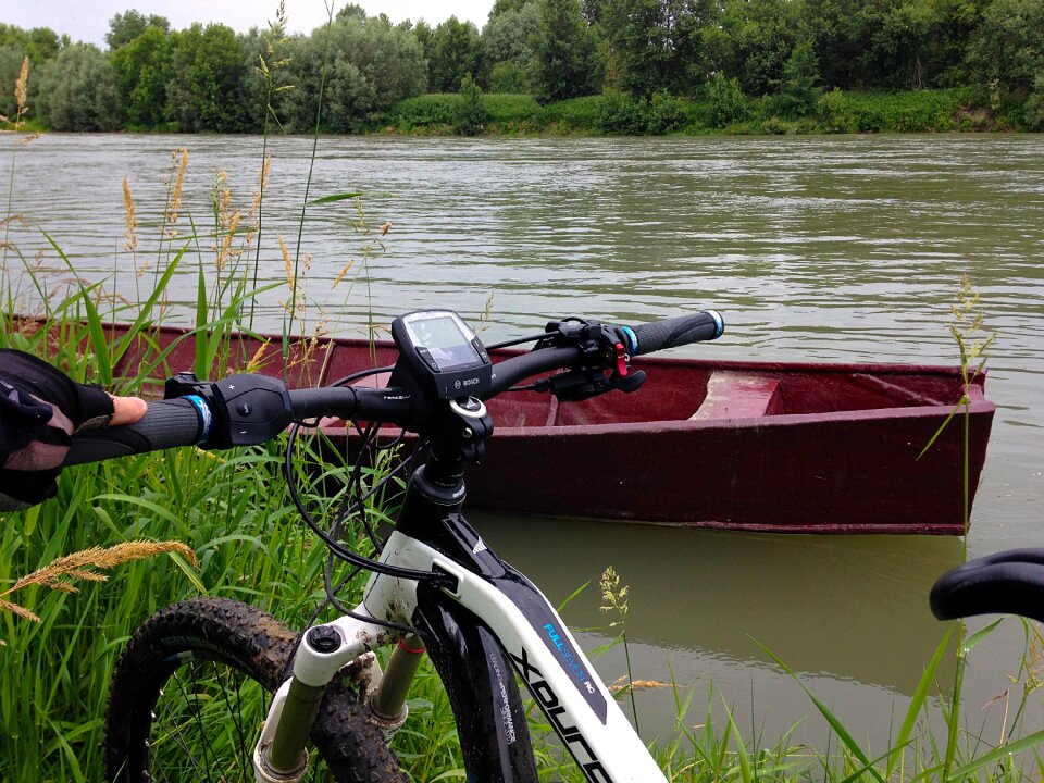 Po river electric bike boats