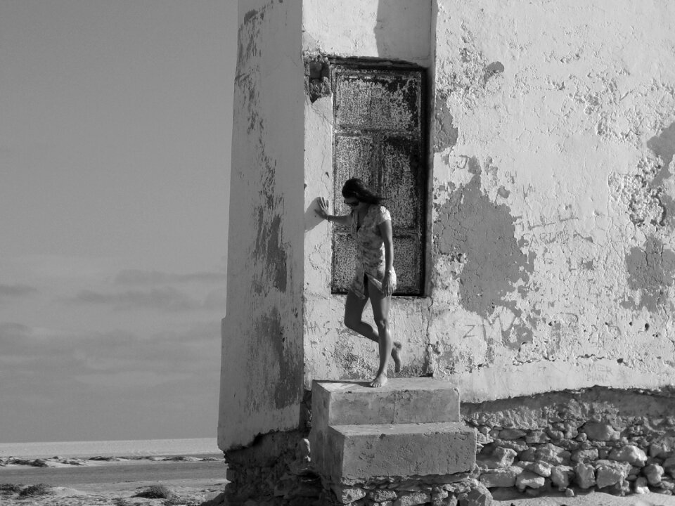 Female model island
