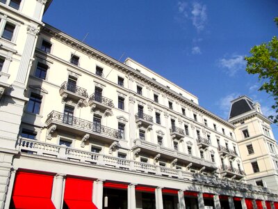 Building district architecture