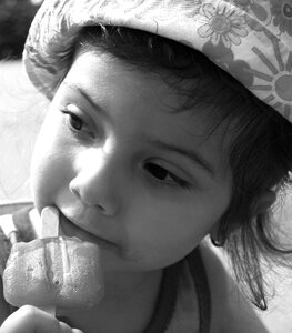 Ice cream pleasure cooling